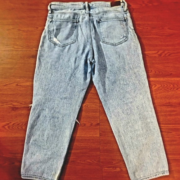 Distressed Light Blue Jeans - Picture 5 of 9